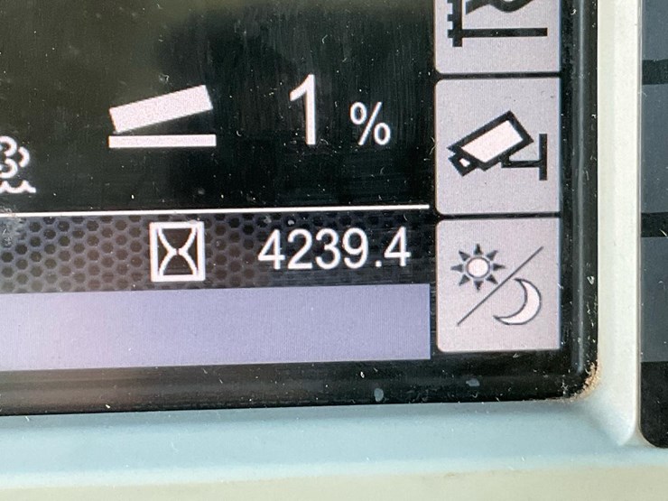 caterpillar-d3k2-lgp-image-77