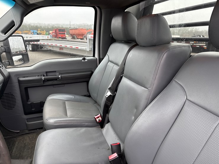 ford-f550-xl-image-22