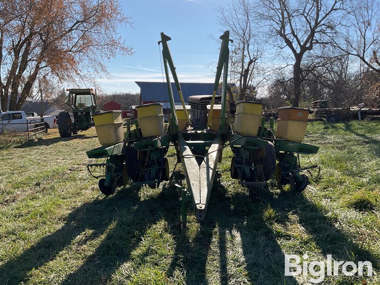 john-deere-7000-image-2