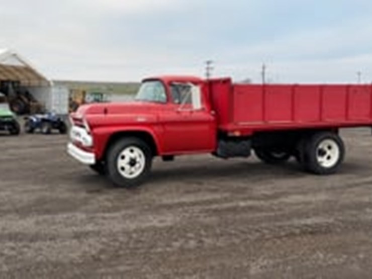 1959-gmc-370-bulk-agriculture-truck-image-44