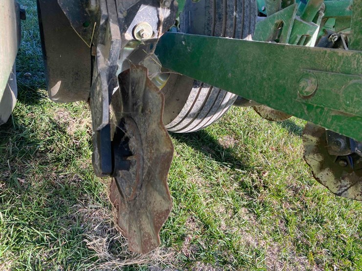 john-deere-1760-image-39