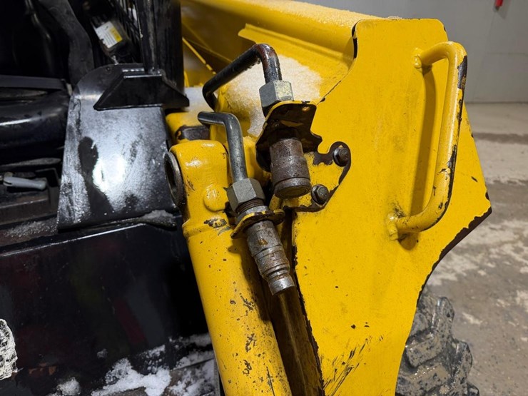 john-deere-260-image-11