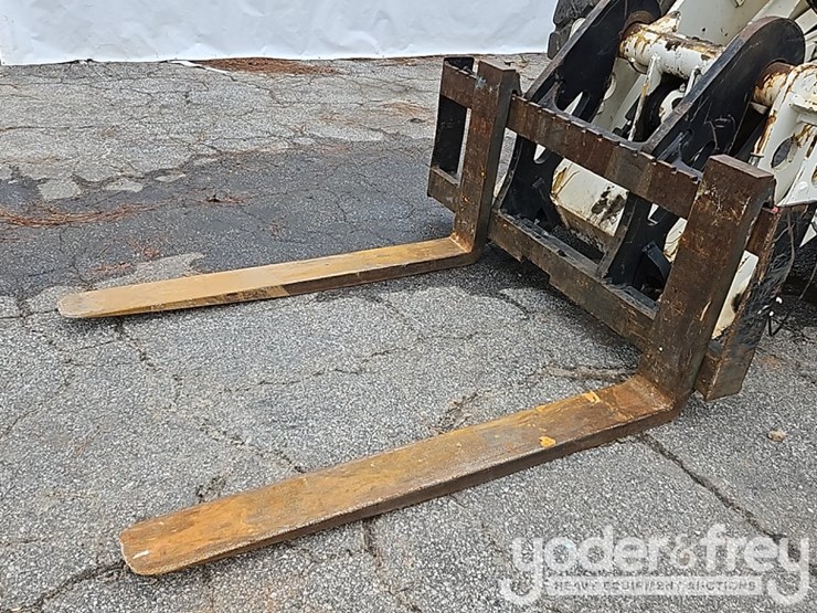 2014-caterpillar-930k-image-15