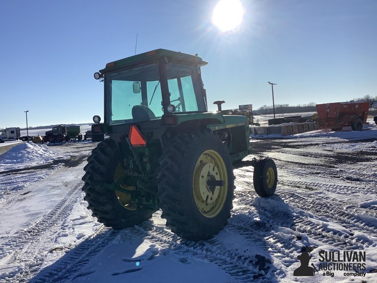 john-deere-4240-image-5