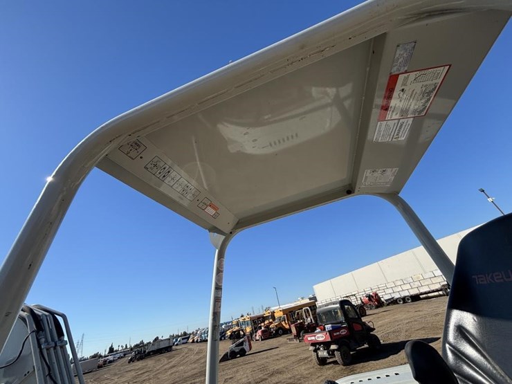 takeuchi-tb240-image-39