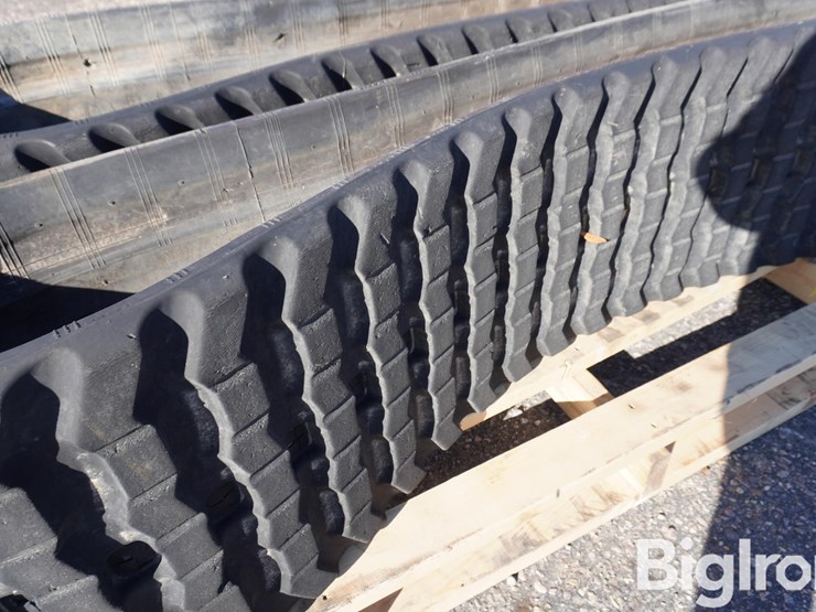 bobcat-t870-image-19