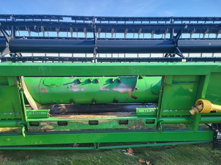 john-deere-630f-image-32