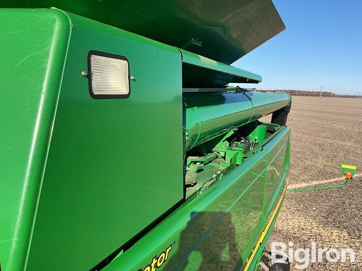 john-deere-9870-sts-image-17