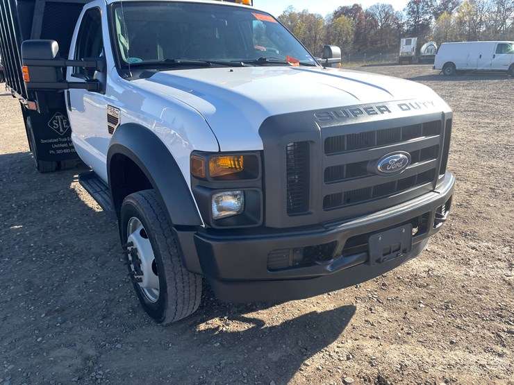2010-ford-f550-image-5