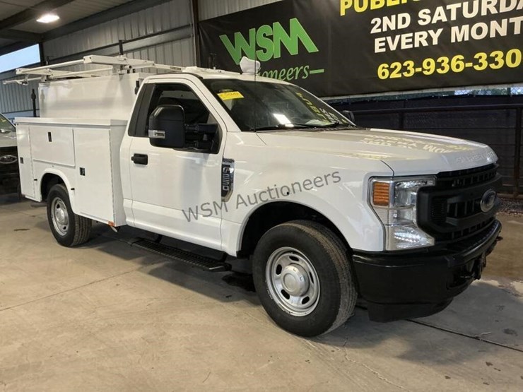 2022-ford-f250-image-2