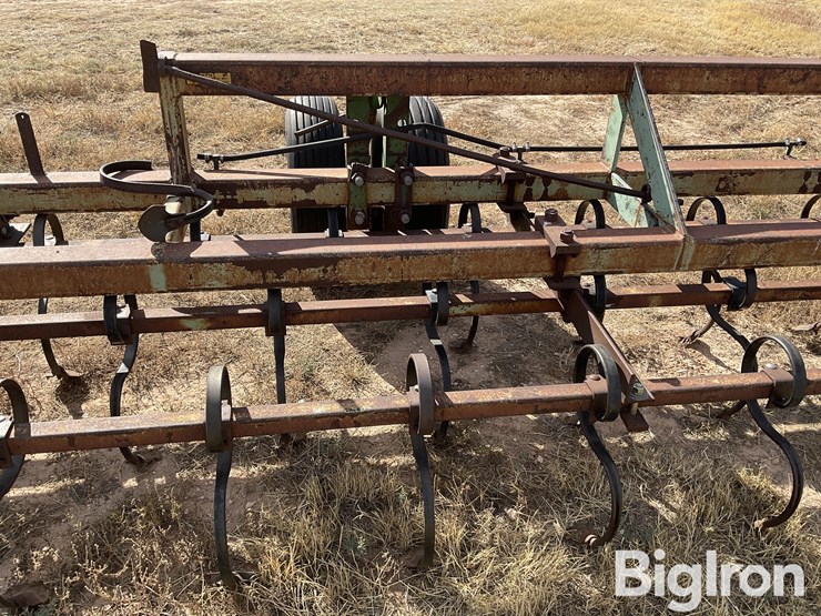 bigham-bros-3-pt-duckbill-winged-ripper-plow-image-15