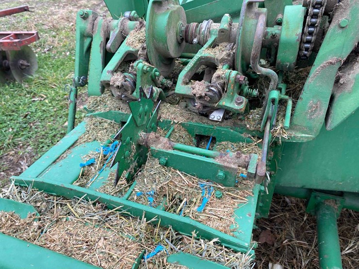 john-deere-14t-image-7