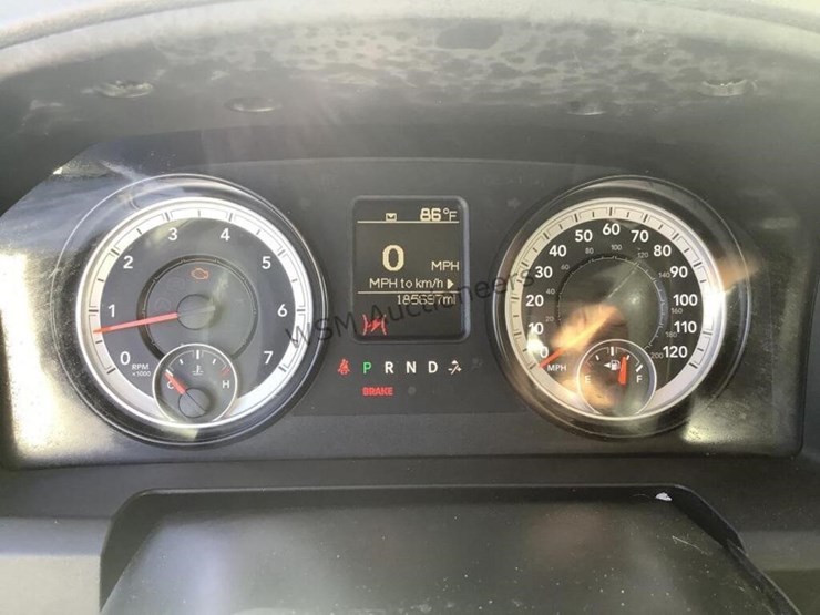 2014-ram-4500-bucket-truck-image-26