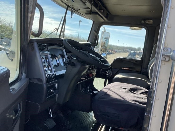 kenworth-t800-image-24