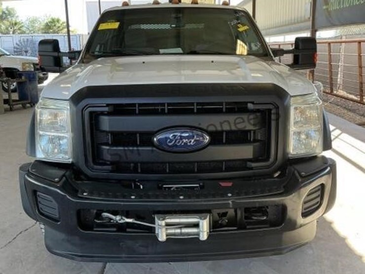 2016-ford-f550-image-3