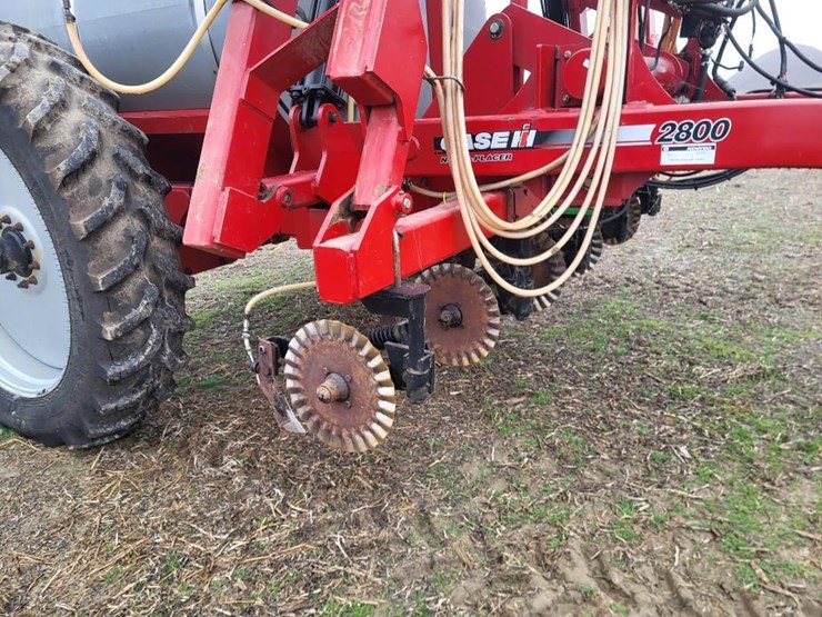 case-ih-2800-image-29