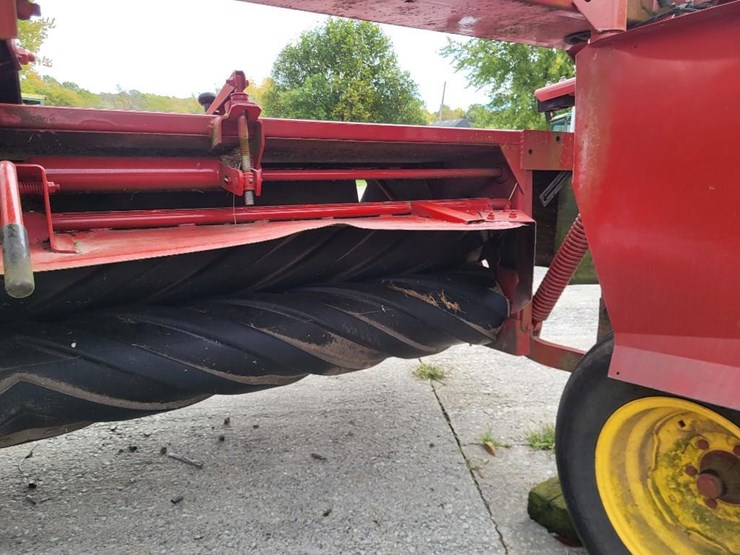 2014-new-holland-h7230-image-23