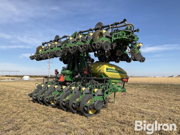 2012-john-deere-dr24-image-5