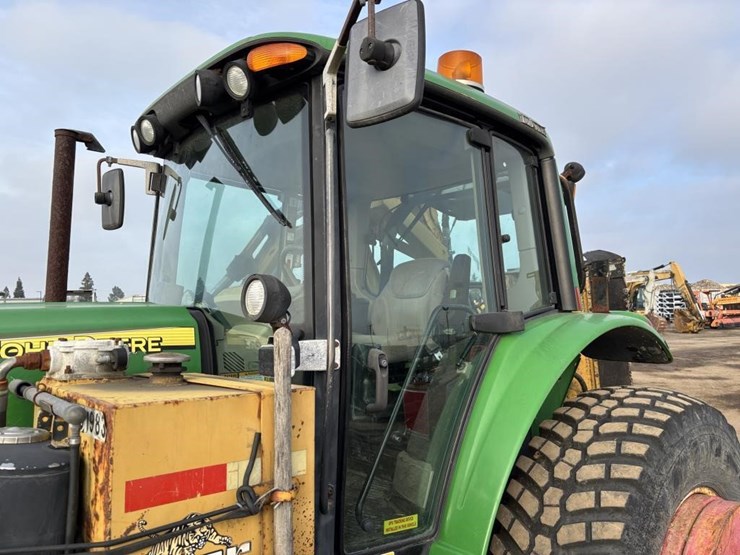 john-deere-7220-image-25