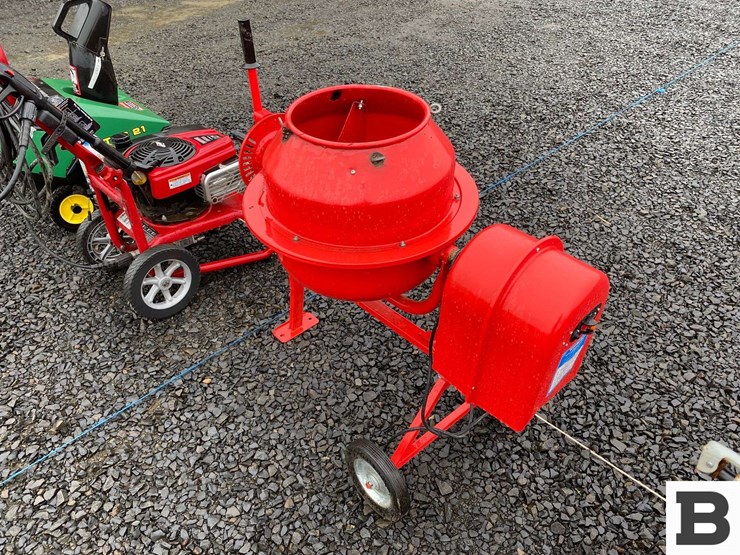 central-machinery-1.25-cu/ft-mini-cement-mixer-image-4