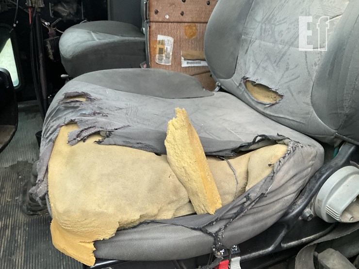 2007-kenworth-w900l-image-7