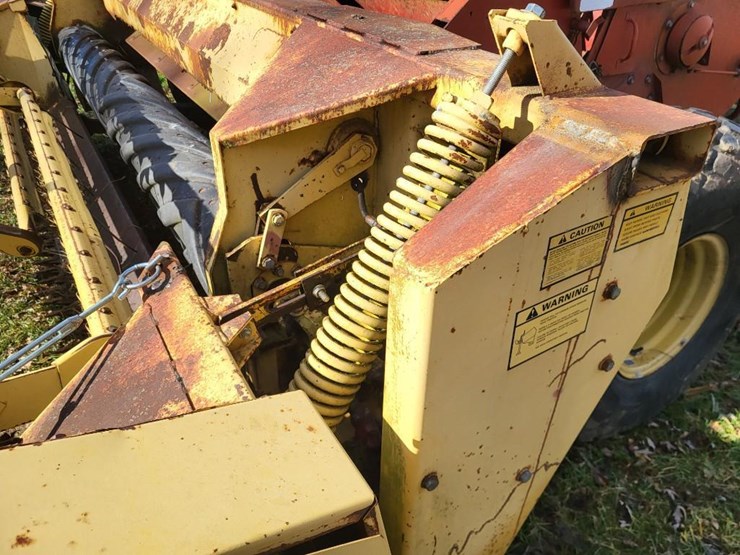 new-holland-1499-image-17