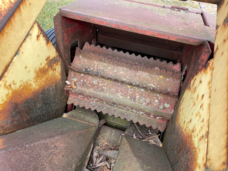 new-holland-super-717-image-32