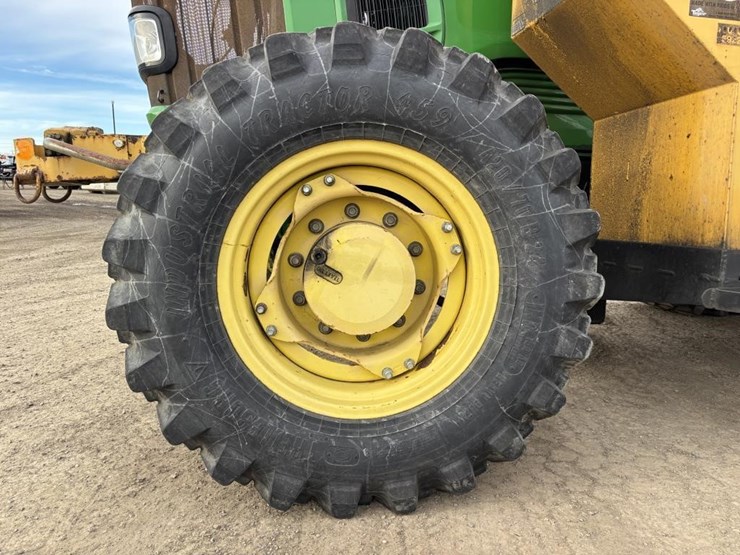 john-deere-7130-image-16