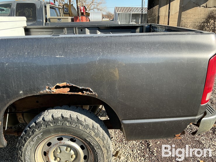 2004-dodge-1500-image-10