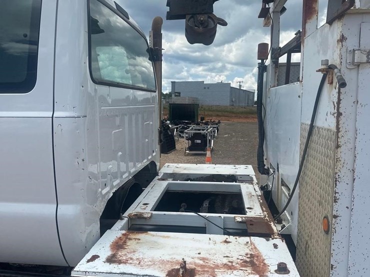 2005-ford-f650-sd-image-9