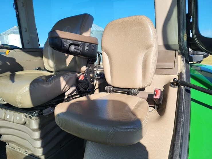 john-deere-8335r-image-56