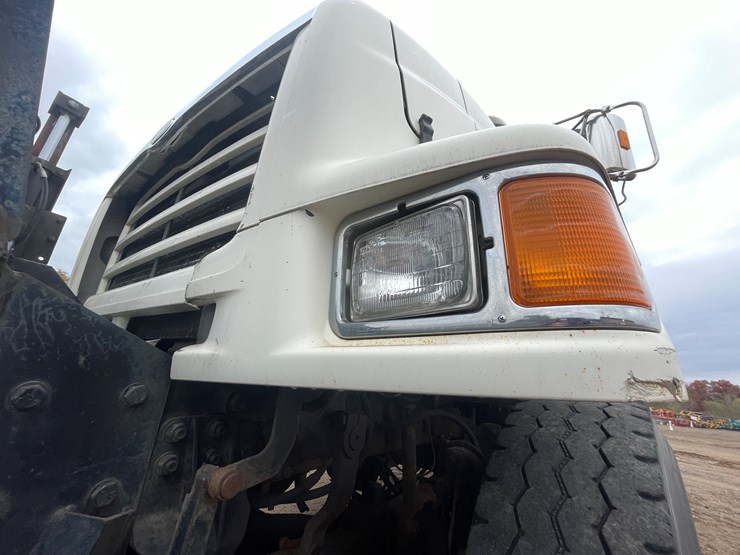 #1113-•-1998-ford-louisville-plow-truck-(has-mn-title)-image-49