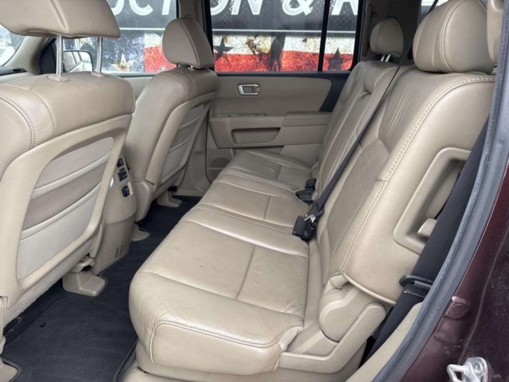 2011-honda-pilot-image-16