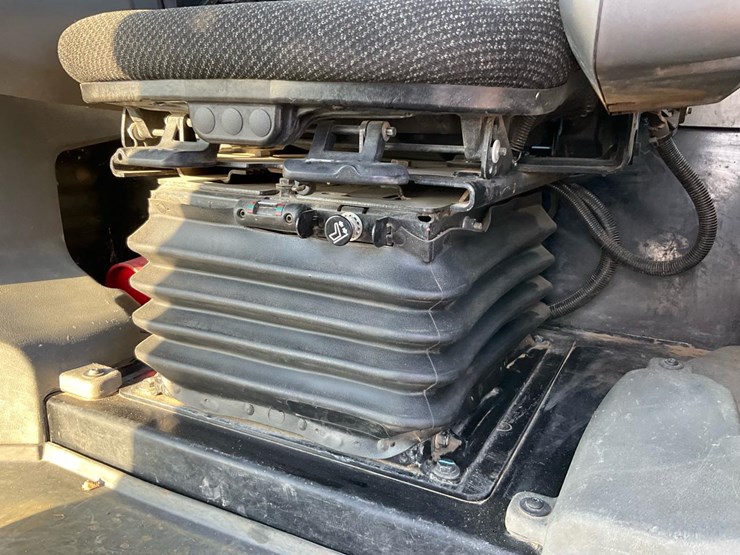 caterpillar-d3k2-lgp-image-67