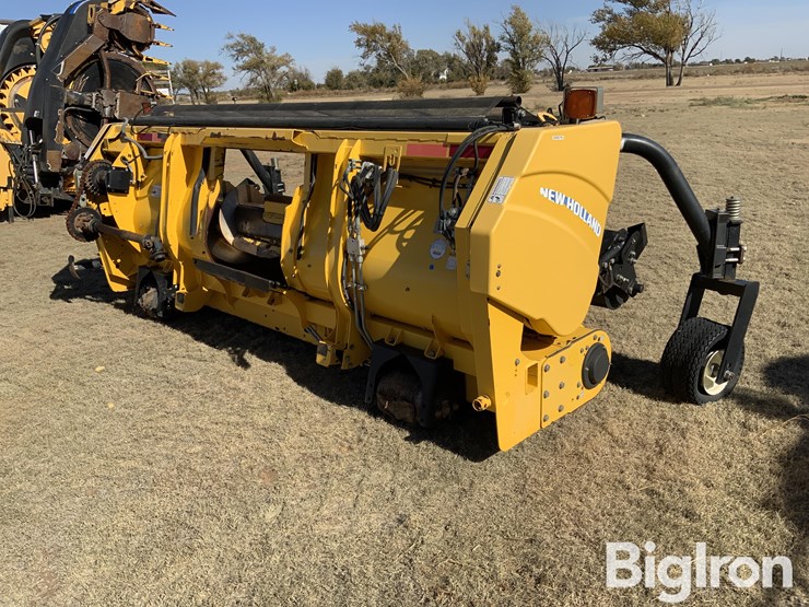 2017-new-holland-380fp-image-5