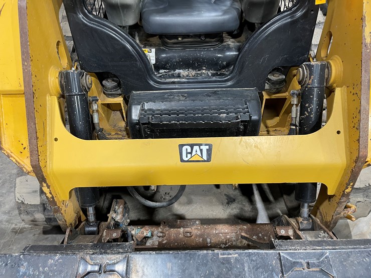 caterpillar-249d-image-10