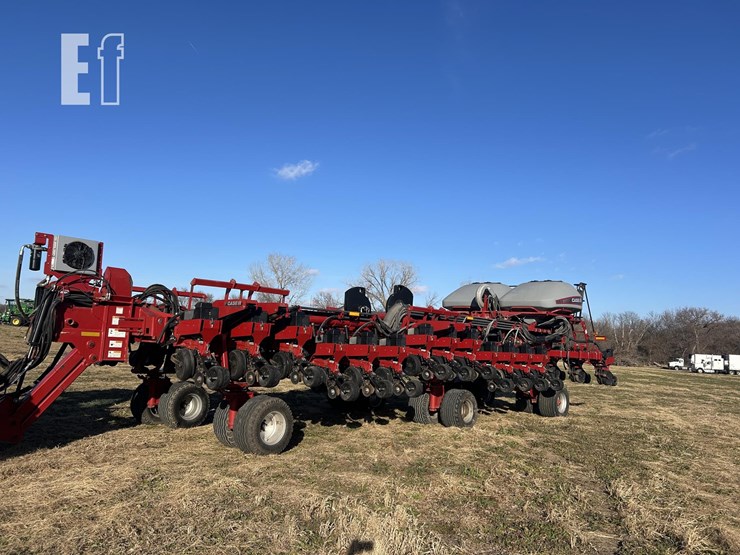 2013-case-ih-1265-image-2