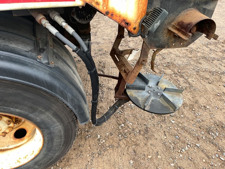 #1113-•-1998-ford-louisville-plow-truck-(has-mn-title)-image-23