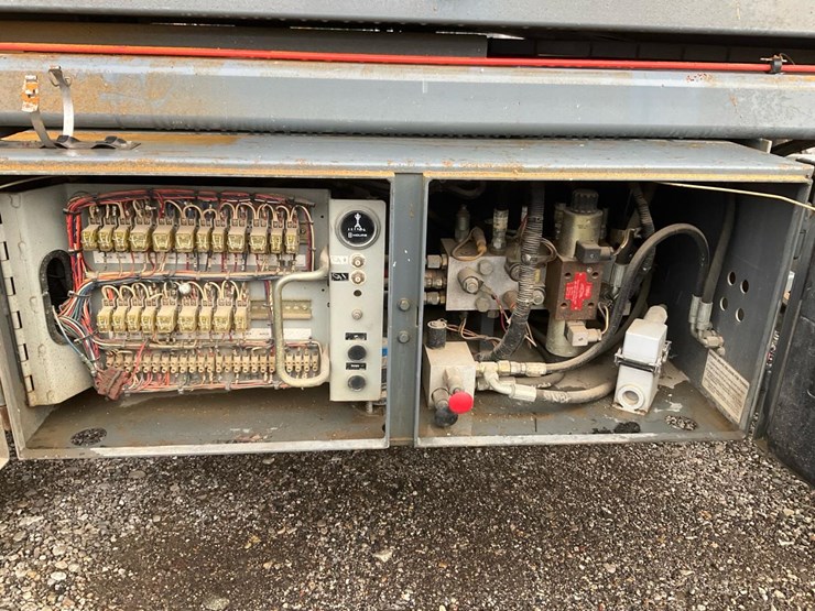 skyjack-sj7135rt-image-21