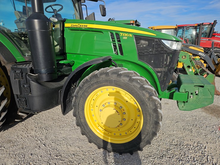 john-deere-7230r-image-4