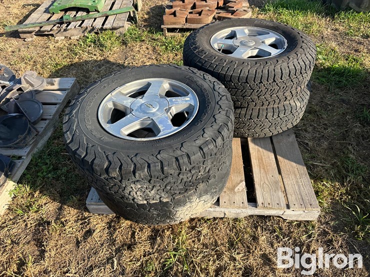 chevrolet-1500-image-2