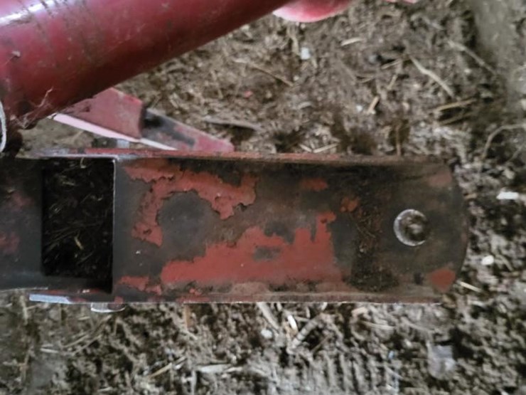 new-holland-851-image-26