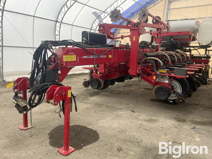 massey-ferguson-8800-image-1