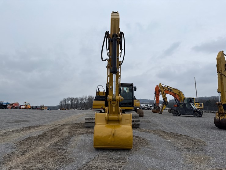 caterpillar-330-image-7