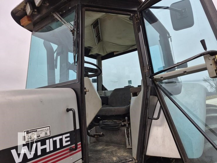 agco-white-6144-image-17