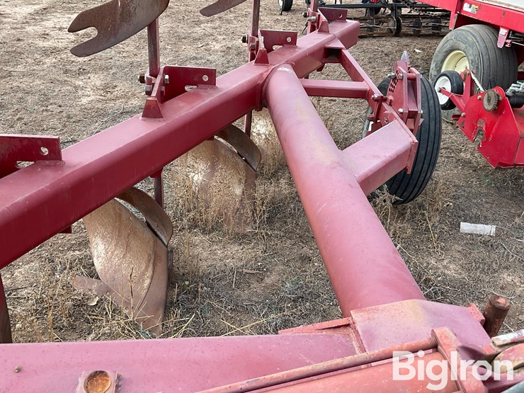 case-ih-165-image-16