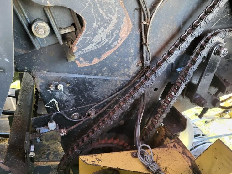 new-holland-590-image-20