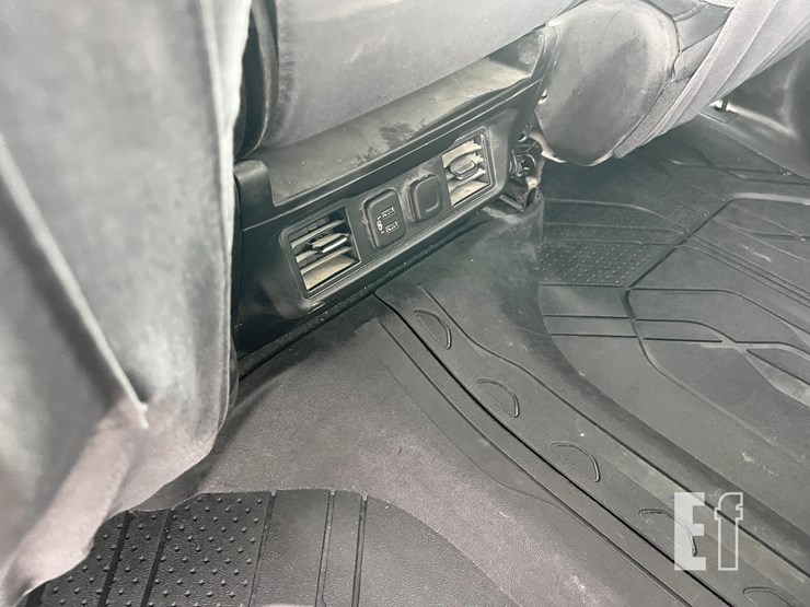 chevrolet-silverado-1500-image-9