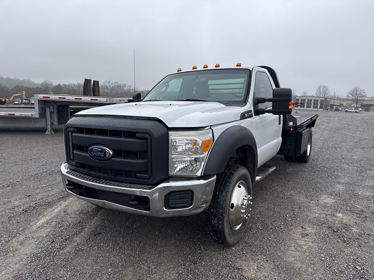 ford-f550-xl-image-1