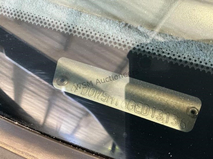 2016-ford-f550-image-15